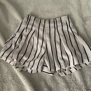 Size:M Flowy dress shorts
